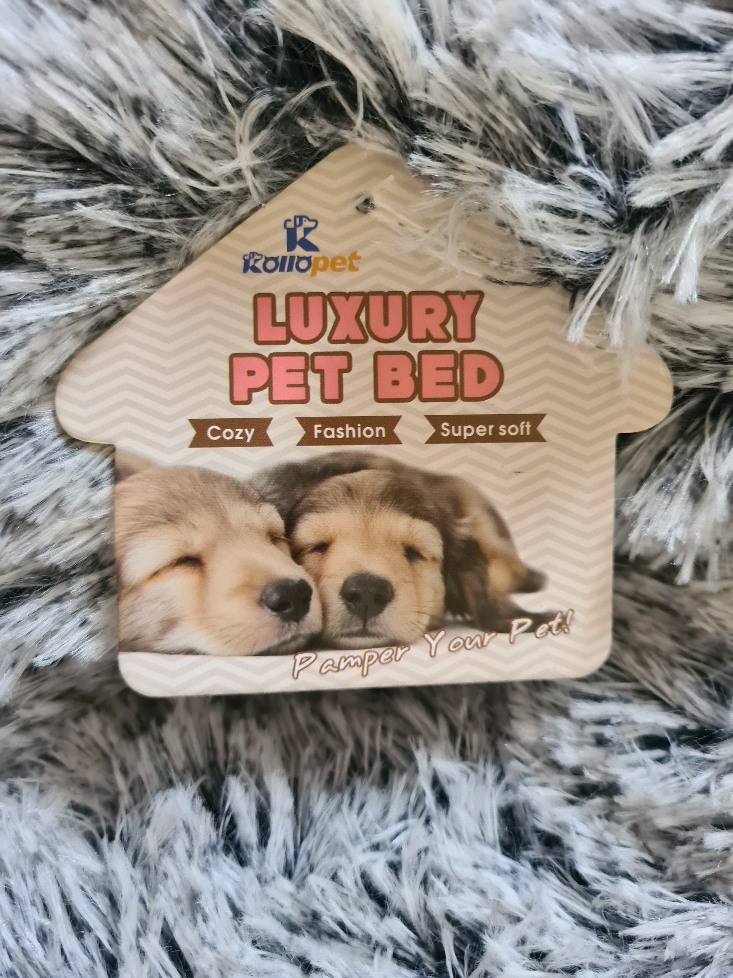 Round pet bed