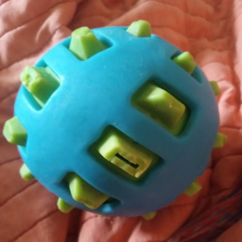 Spike Ball Dog Toy(Color Varies)